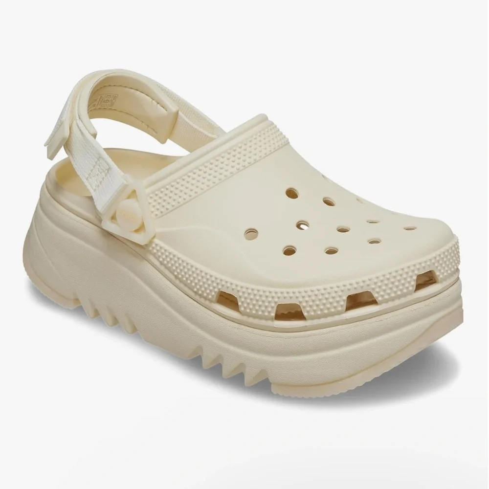 🆕Womens Size 9 Crocs Classic Hiker Escape Clogs - Cream - Picture 5 of 12